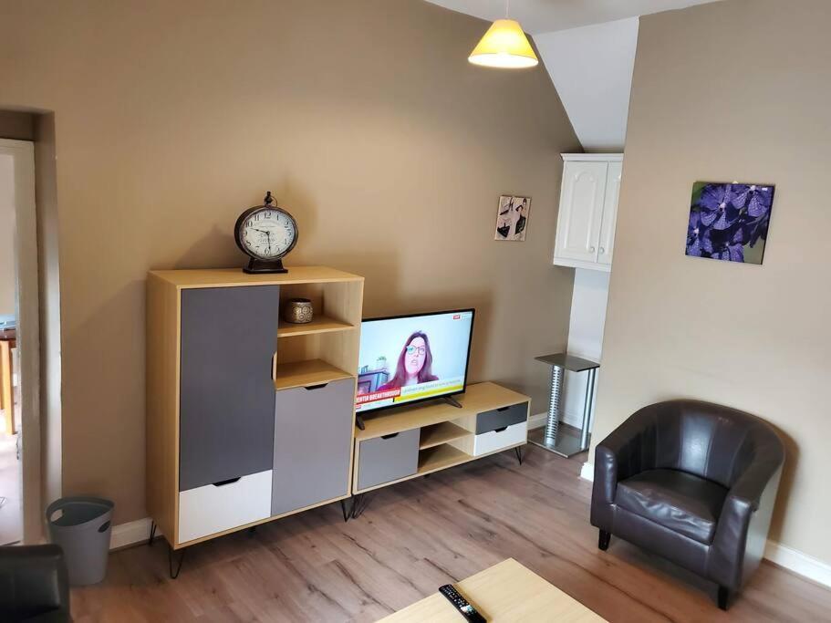 Apt. 2 - Town Centre Apartment Bagenalstown Exteriör bild