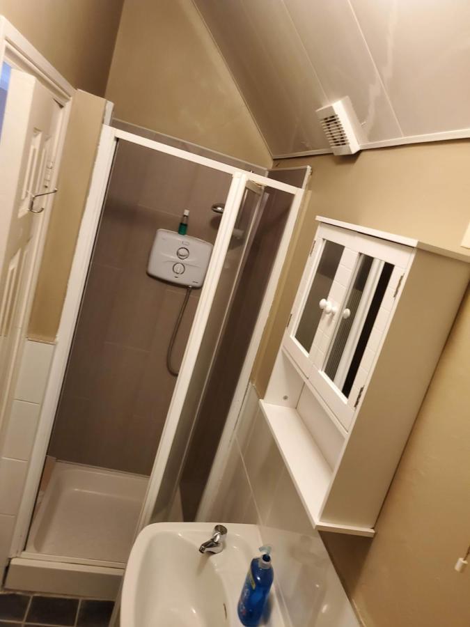 Apt. 2 - Town Centre Apartment Bagenalstown Exteriör bild
